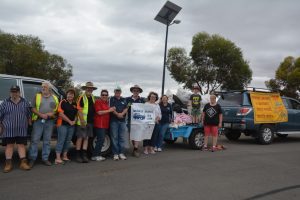 Australia Day Cleanup- the happy crew
